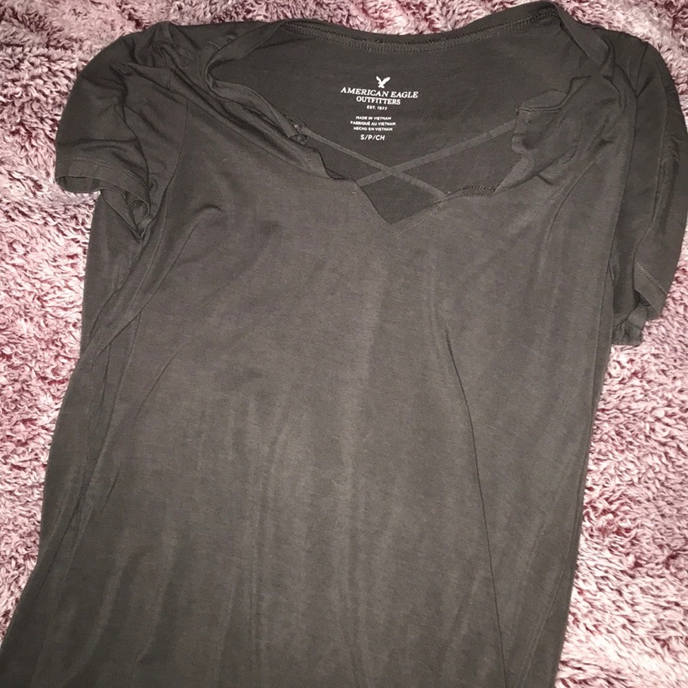 American Eagle Short sleeve Cross Shirt
